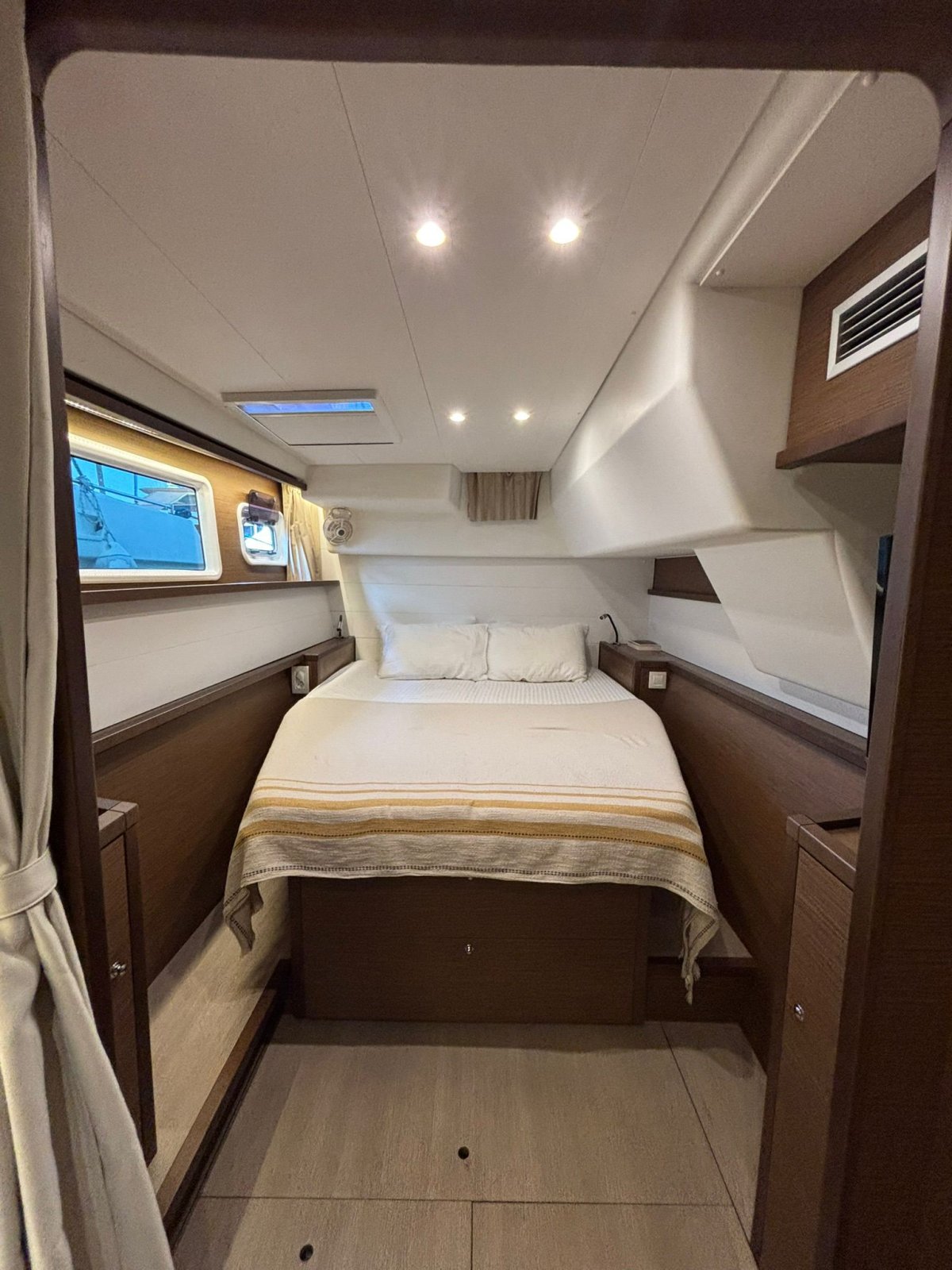 BENETEAU LAGOON 450F foto 10