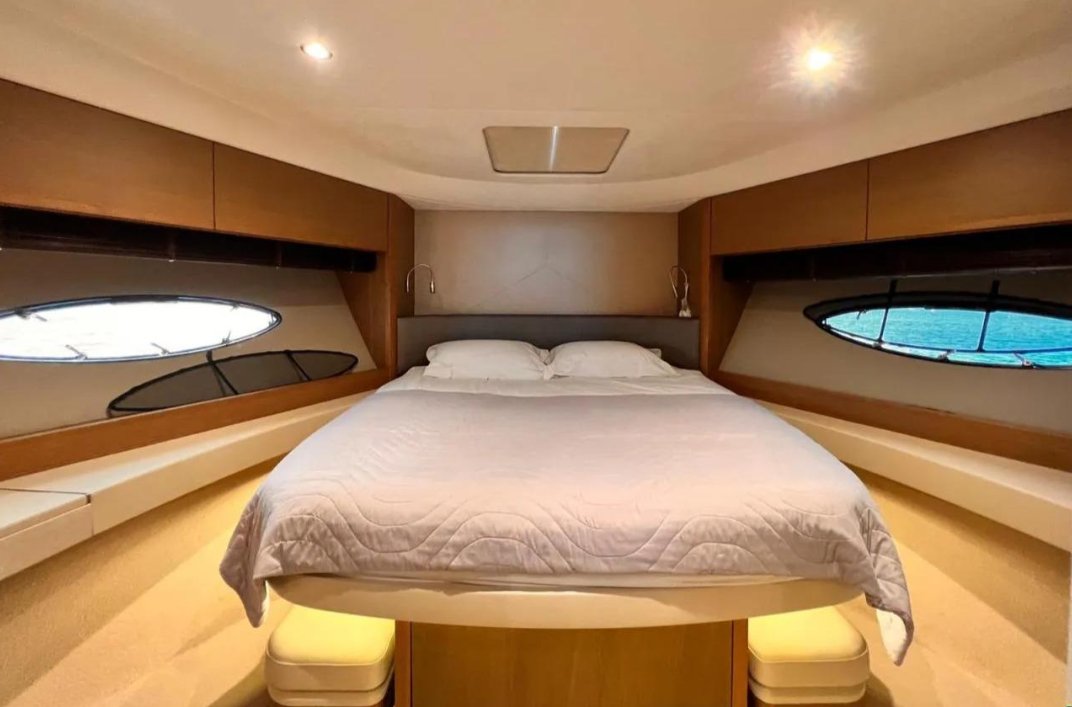 Princess Yachts F52 foto 11