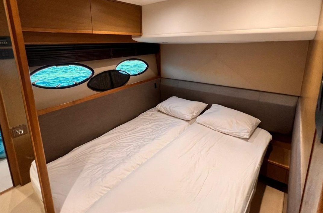 Princess Yachts F52 foto 14