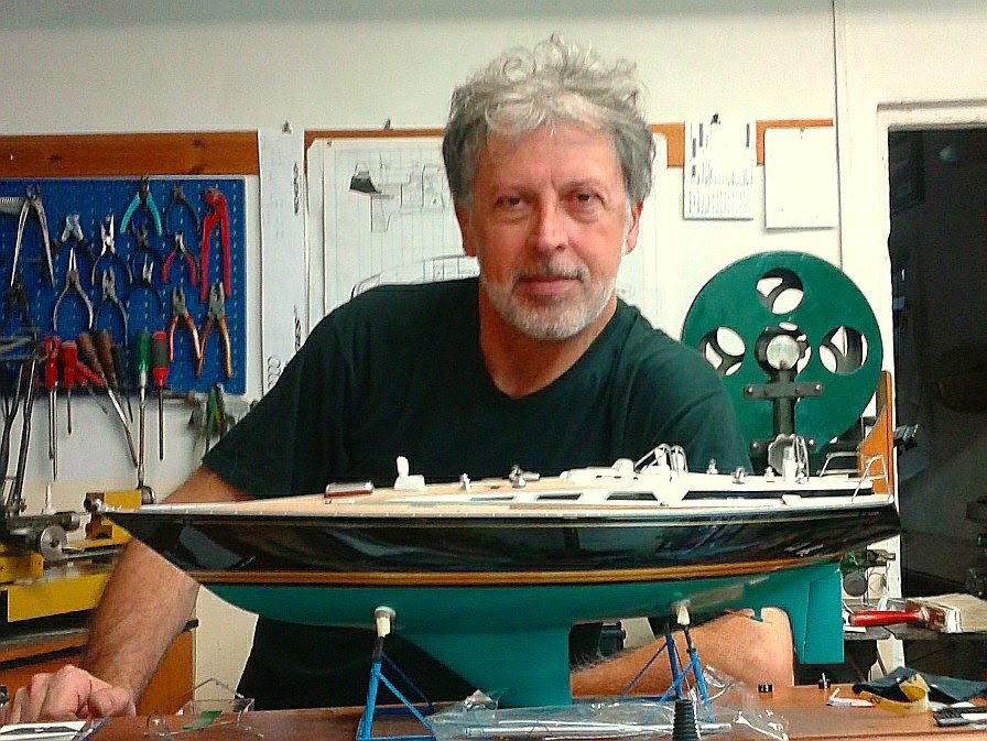 La bottega di Luca Ferron: modellini di yacht interamente progettati e realizzati a mano